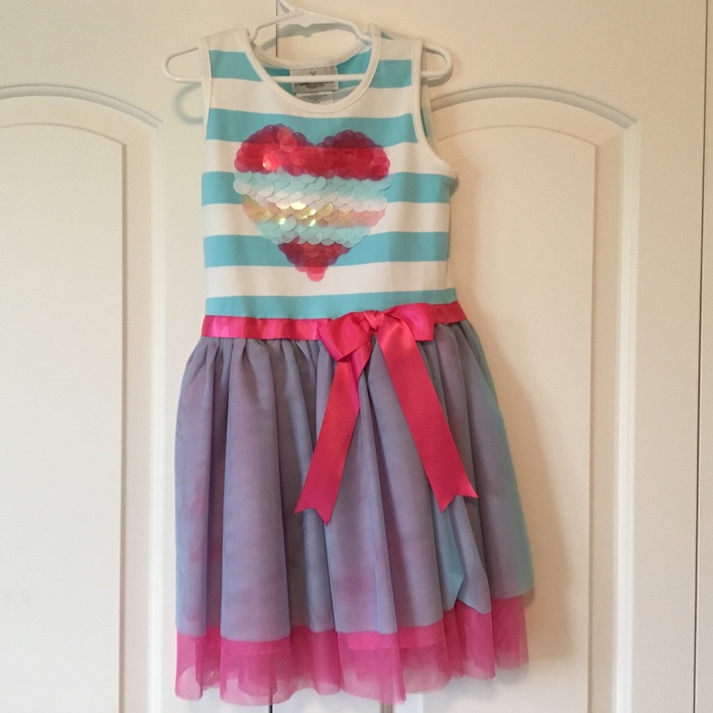 Pretty girl’s dress size 8